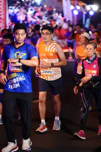 BIB: 23709, 22593, 278
                            <button type="button" onclick="openModal(23077659)" class="btn btn-primary btn-sm float-right btn-popup" data-toggle="modal" data-target=".modal-high-quality">
                        <i class="fas fa-shopping-cart"></i> Add to Cart
                    </button>
                                            <button type="button" onclick="isThisMe(23077659, true)" class="btn btn-success btn-sm float-right btn-popup btn-isme hidden" data-toggle="tooltip" data-placement="bottom" title="นี่คือรูปของคุณใช่ไหม คลิกที่นี่เพื่อเอาเข้าอัลบั้ม">
                        <i class="fas fa-plus"></i> Add to album
                    </button>
                    <button type="button" onclick="isThisMe(23077659, false)" class="btn btn-warning btn-sm float-right btn-popup btn-isnotme hidden">
                        <i class="fas fa-ban"></i> Remove from album
                    </button>